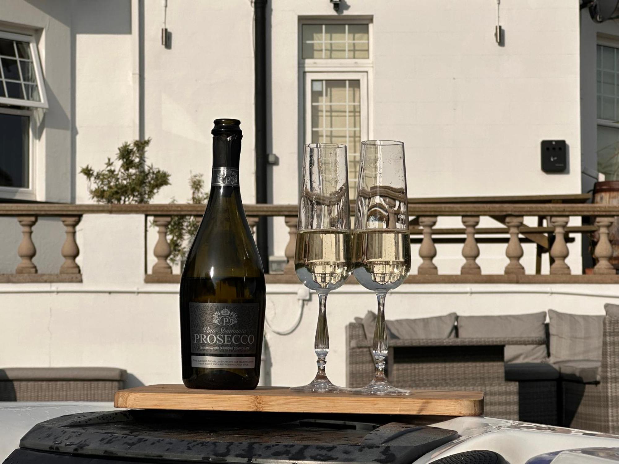 Northrise Retreat Acomodação com café da manhã Newport Beach Exterior foto